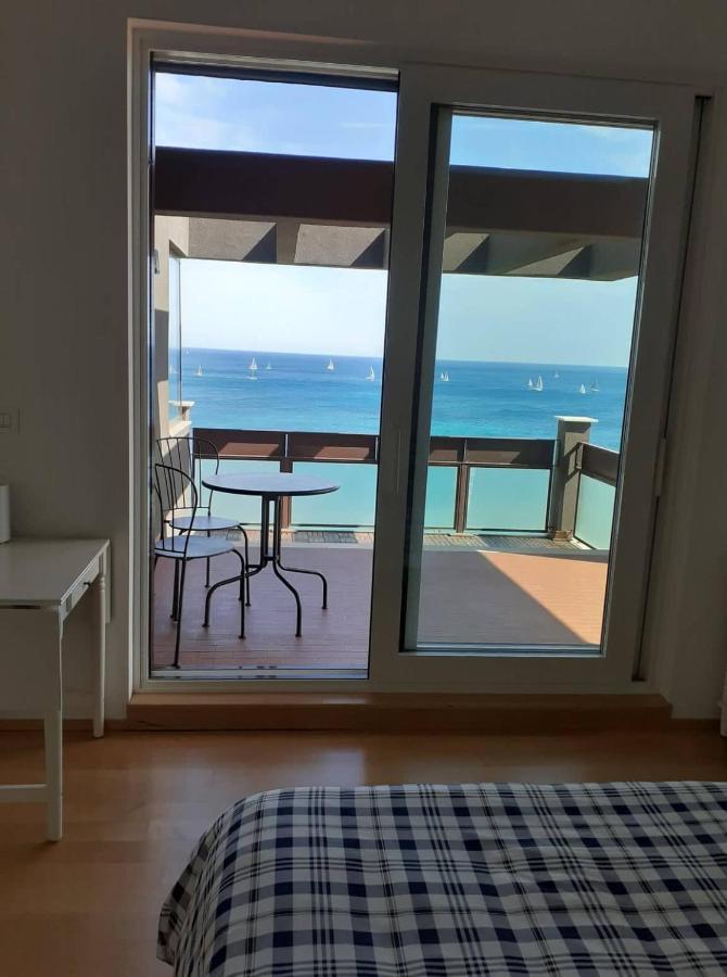 Attico Suite Spiaggia Bari Buitenkant foto