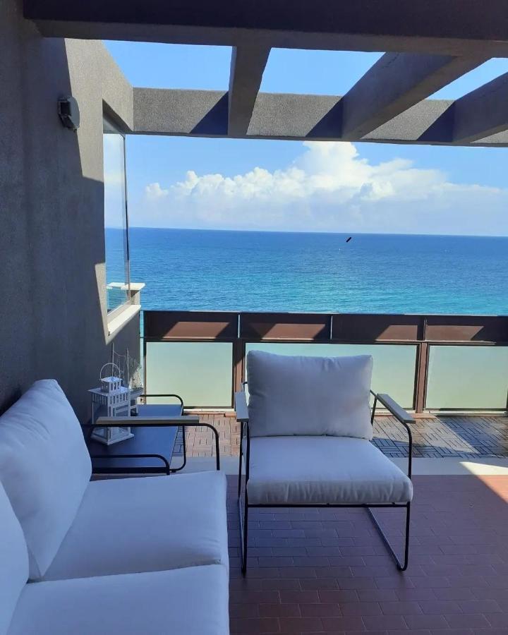 Attico Suite Spiaggia Bari Buitenkant foto